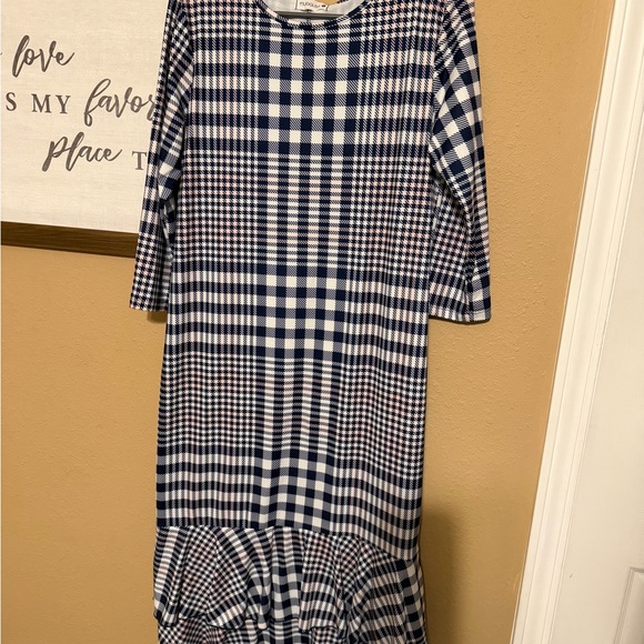 Nuggles Dresses & Skirts - Plaid Long Sleeve Dress